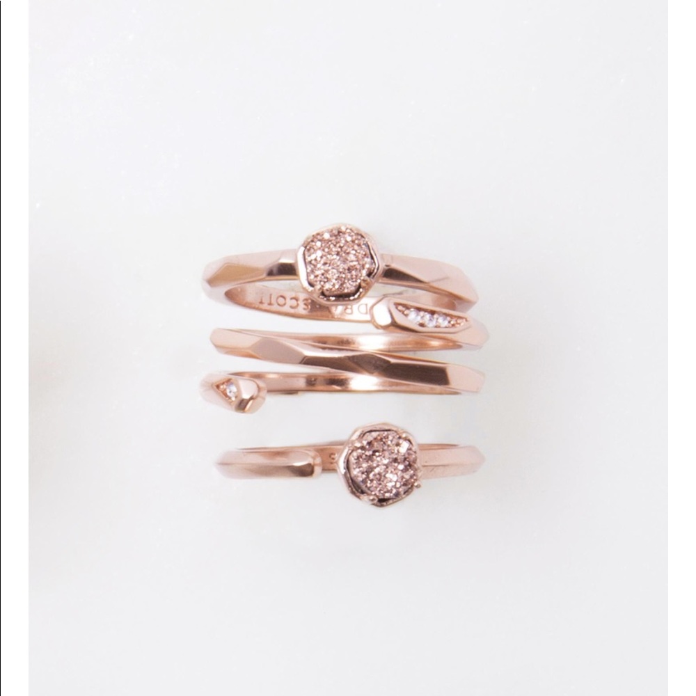 KENDRA SCOTT WARREN RING SET